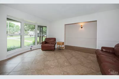 2125 Morningside Dr, Pensacola, FL 32503 - Photo 10