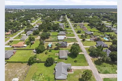 1936 Candlewood Dr, Navarre, FL 32566 - Photo 46