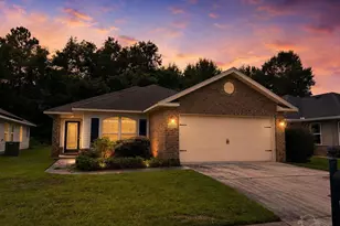 5183 Teresa Dr, Milton, FL 32583 - Photo 2