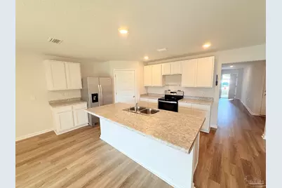 9615 Angel Oak Dr, Pensacola, FL 32526 - Photo 2