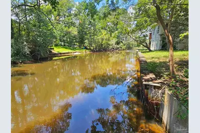 5811 Gazebo St, Milton, FL 32583 - Photo 4