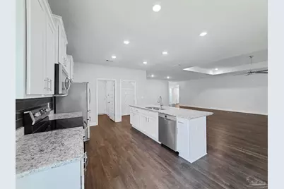8108 Silver Maple Dr, Milton, FL 32583 - Photo 8