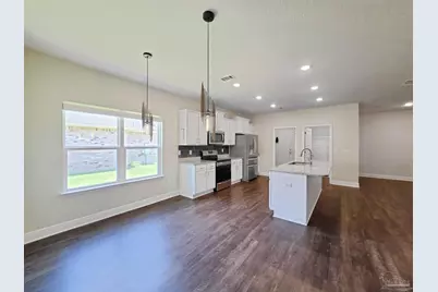 8108 Silver Maple Dr, Milton, FL 32583 - Photo 6