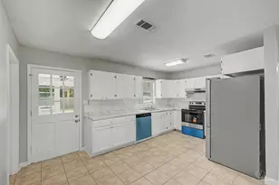 4352 Catawba Dr, Gulf Breeze, FL 32563 - Photo 12