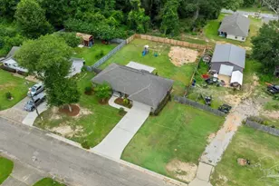 1016 Rachel Cir, Cantonment, FL 32533 - Photo 42