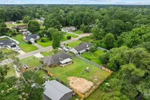 1016 Rachel Cir, Cantonment, FL 32533 - Photo 44