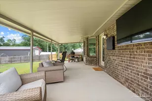 1016 Rachel Cir, Cantonment, FL 32533 - Photo 34