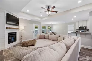 1016 Rachel Cir, Cantonment, FL 32533 - Photo 2