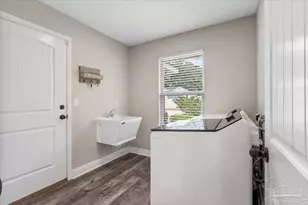 1016 Rachel Cir, Cantonment, FL 32533 - Photo 20