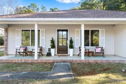 5276 Springdale Dr, Milton, FL 32570 - Photo 4