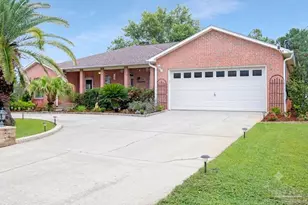 5662 Als Way, Milton, FL 32583 - Photo 2