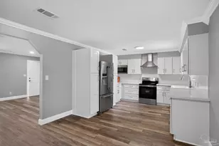 4681 Pine Ln, Pace, FL 32571 - Photo 10