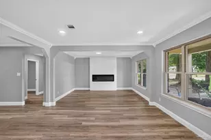 4681 Pine Ln, Pace, FL 32571 - Photo 6
