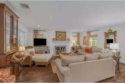 914 Fairway Dr, Pensacola, FL 32507 - Photo 14
