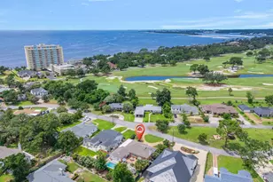 914 Fairway Dr, Pensacola, FL 32507 - Photo 2
