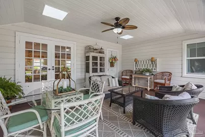 914 Fairway Dr, Pensacola, FL 32507 - Photo 12