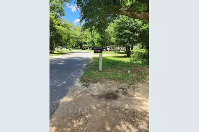 300 Louisiana Dr, Pensacola, FL 32505 - Photo 4