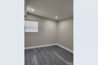 300 Louisiana Dr, Pensacola, FL 32505 - Photo 14