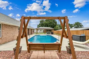 2074 Claudine St, Cantonment, FL 32533 - Photo 38