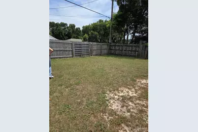7201 Mier Henry Rd, Pensacola, FL 32506 - Photo 18