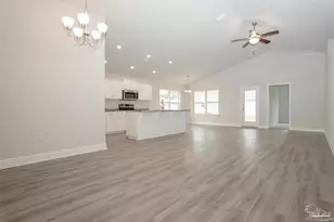 518 Sugar Pne Wy, Cantonment, FL 32533 - Photo 2