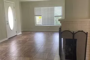 291 N K St, Pensacola, FL 32502 - Photo 2