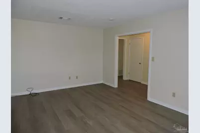 1885 Broyhill Cir, Pensacola, FL 32526 - Photo 4