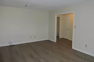 1885 Broyhill Cir, Pensacola, FL 32526 - Photo 4