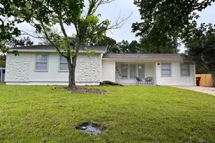 2955 Ranchette Square, Gulf Breeze, FL 32563 - Photo 1