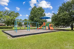 1445 E Cross St, Pensacola, FL 32503 - Photo 32