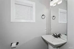 720 S N St, Pensacola, FL 32502 - Photo 16