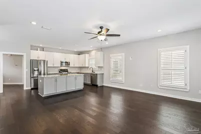 720 S N St, Pensacola, FL 32502 - Photo 8