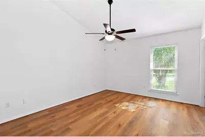 1464 Sanibel Ln, Gulf Breeze, FL 32563 - Photo 18