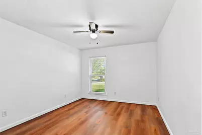 1464 Sanibel Ln, Gulf Breeze, FL 32563 - Photo 22