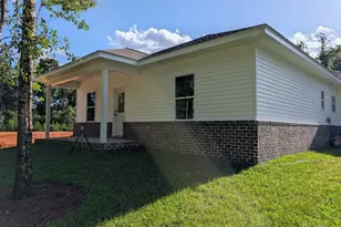 3028 N 11th Ave, Milton, FL 32583 - Photo 6
