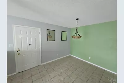 7171 N 9th Ave #C4, Pensacola, FL 32504 - Photo 6