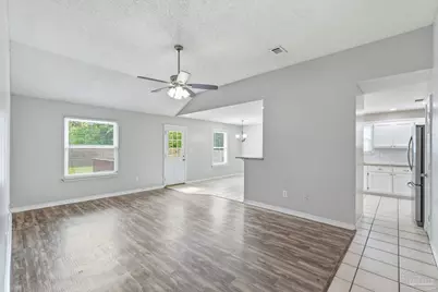 2248 Kerra Ln, Navarre, FL 32566 - Photo 10