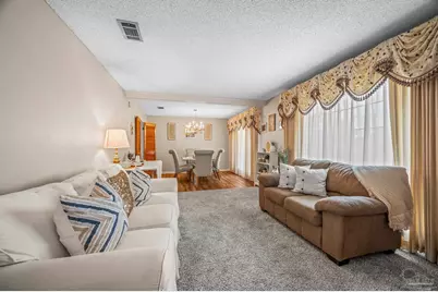 6740 Bunker Hill Cir, Pensacola, FL 32506 - Photo 4