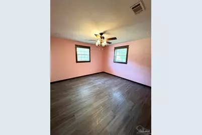 9720 Sandpiper St, Pensacola, FL 32514 - Photo 10