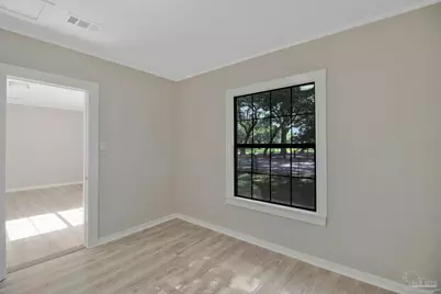 119 Manchester St, Pensacola, FL 32507 - Photo 18