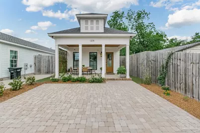 1208 E Fisher St, Pensacola, FL 32503 - Photo 1