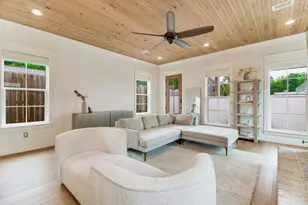 1208 E Fisher St, Pensacola, FL 32503 - Photo 6