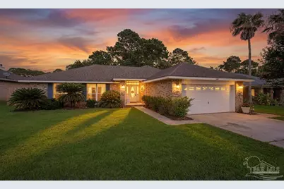 1347 Connemara Cir, Gulf Breeze, FL 32563 - Photo 70