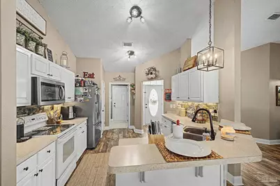 1347 Connemara Cir, Gulf Breeze, FL 32563 - Photo 26