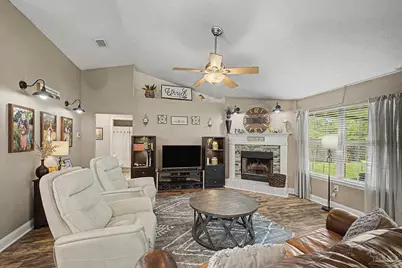 1347 Connemara Cir, Gulf Breeze, FL 32563 - Photo 20