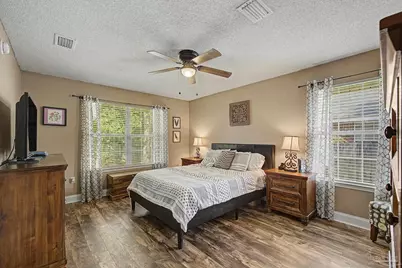 1347 Connemara Cir, Gulf Breeze, FL 32563 - Photo 12