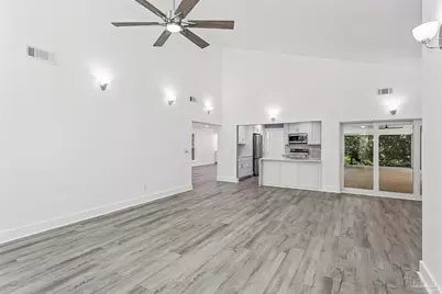 3049 Creekwood Dr, Cantonment, FL 32533 - Photo 20
