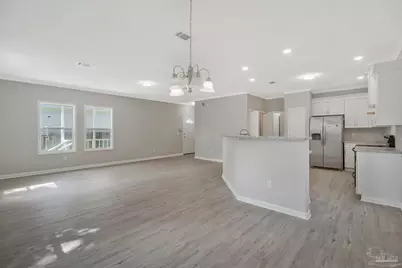 2007 Augusta Ave, Pensacola, FL 32507 - Photo 6