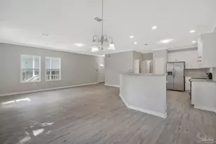 2007 Augusta Ave, Pensacola, FL 32507 - Photo 6