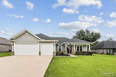 4752 Red Oak Dr, Milton, FL 32583 - Photo 2